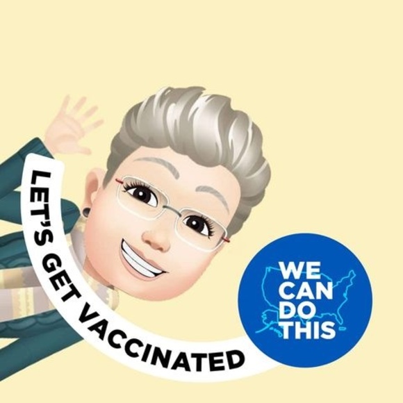 Profile Picture of Jeanne Verwey (@jeannev58) on Poshmark