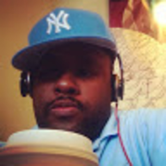 Nicholas Frison - Poshmark Profile Picture of Nicholas Frison (@frison39) on Poshmark