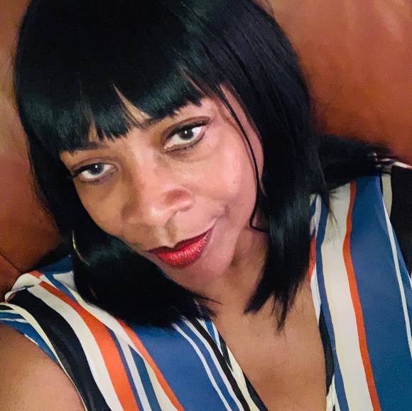 Profile Picture of Diane Browning (@dianebrowning) on Poshmark