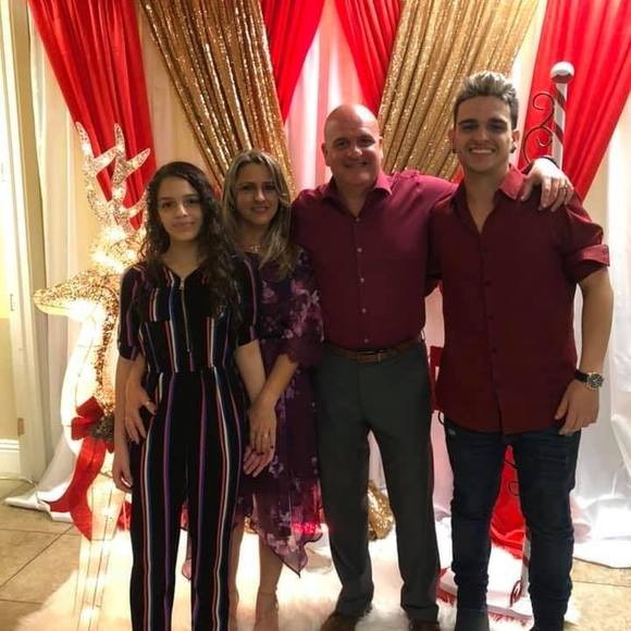 Profile Picture of Carlos javier Diaz arencibia (@cjavierdiaz73) on Poshmark