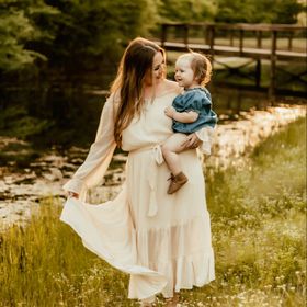 Profile Picture of Bobbi Benson (@bobbibenson) on Pinterest