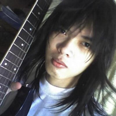 Profile Picture of Julian Carlo (@bakzee05) on Twitter