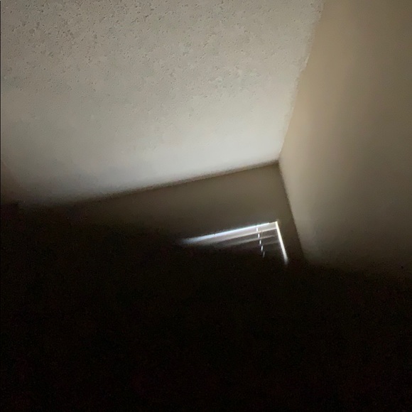 Profile Picture of Abdulkarim Abujamil (@abdlkareem2) on Poshmark