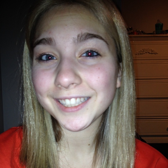 Profile Picture of Rachael Lanuto (@rachael62698) on Poshmark