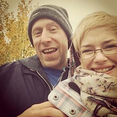 Profile Picture of Dave & Nicole (@doinglife365) on Twitter