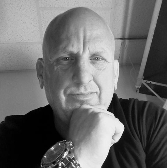 Profile Picture of Brad Horton (@hbrad428) on Poshmark