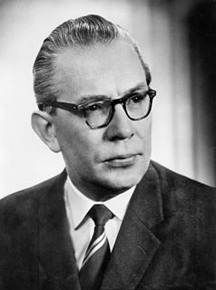 Profile Picture of Kai-Uwe von Hasselon Wikipedia
