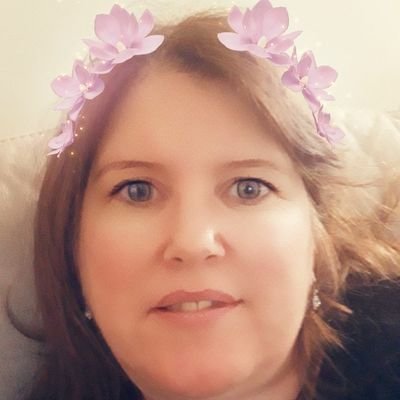 Profile Picture of Cheryl Higgins (@ChezzaH71) on Twitter