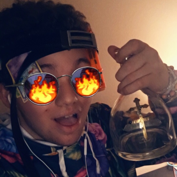 Profile Picture of Daniel Cicalese (@dman107) on Poshmark
