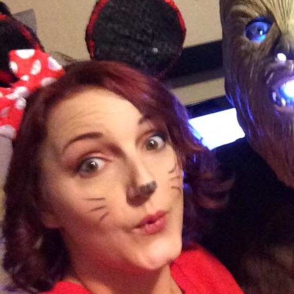 Profile Picture of Kate Mancini (@katelynrose88) on Poshmark