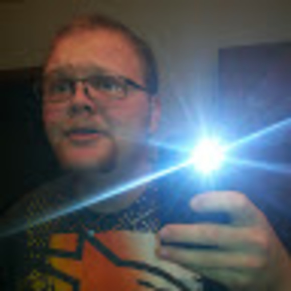 Profile Picture of Erik Coleman (@deadcamel) on Poshmark