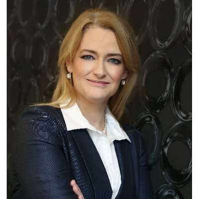 Profile Picture of Jo Lloyd (@jolloyd065) on Twitter