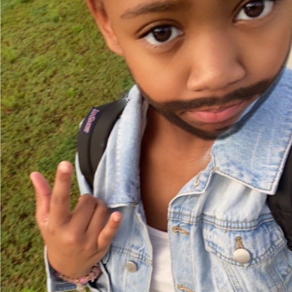 Profile Picture of Danyelle Sims (@danyellesims) on Poshmark