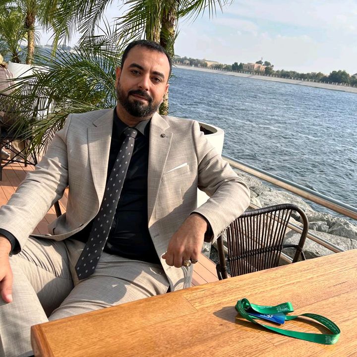 Profile Picture of 🇦🇪🌹 عصام العبد 🌹🇪🇬 (@essamelabd) on Tiktok