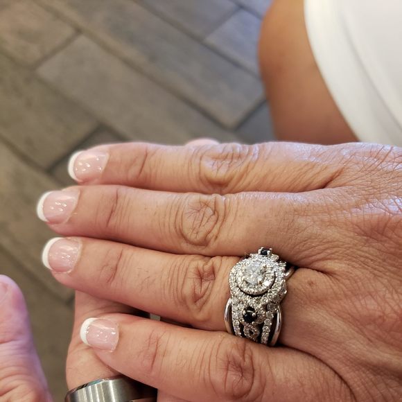 Profile Picture of Nate Bickhart (@nsbickhart) on Poshmark