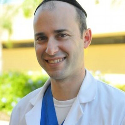 Profile Picture of Daniel Lindenberg (@DrLindenbergMD) on Twitter