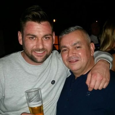 Profile Picture of Stuart Francis (@stuwhux) on Twitter