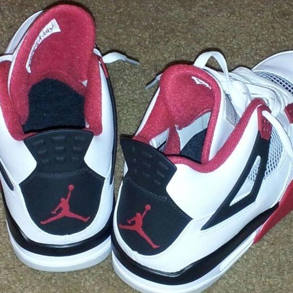 Profile Picture of John Tinch (@jt_hardbodypits) on Poshmark