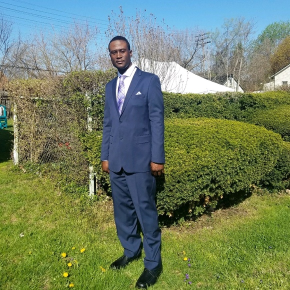 Profile Picture of Byron Smith (@blacknoryb) on Poshmark