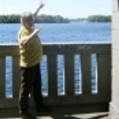 Profile Picture of Walter Anton Schmitz (@WalterAntonSchm) on Twitter