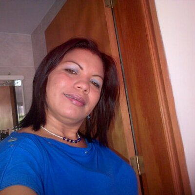 Profile Picture of Karina Barrios (@kris_b2011) on Twitter