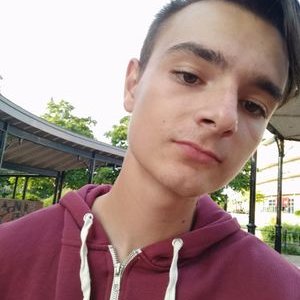 Profile Picture of Alex Chis (@AlexChis6) on Twitter