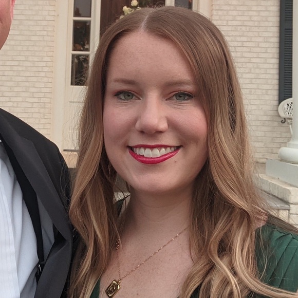 Profile Picture of Caitlin Michaelis (@cmanley6) on Poshmark