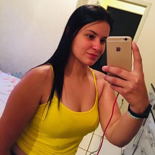 Profile Picture of Mariana Barion (@mariana.barion.14) on Facebook
