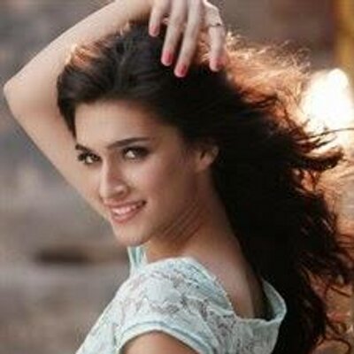 Profile Picture of Shobhna Singh (@shobhnasingh3) on Twitter