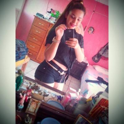 Profile Picture of Daniela Lazaro (@danielalazaro11) on Twitter