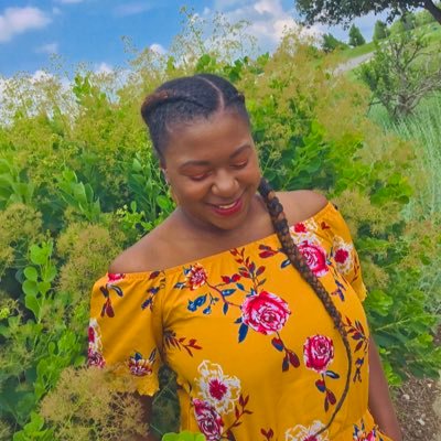 Profile Picture of Trisha Sims (@Crownd_Captured) on Twitter