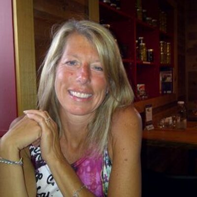 Profile Photo of Linda Demers (@LindaDemers17) on Twitter