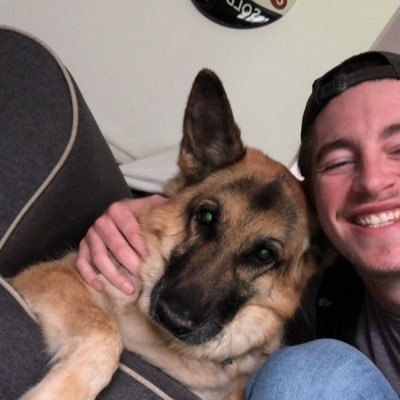 Profile Picture of Bryce (@2eTrade) on Twitter