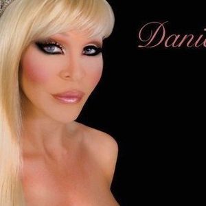 Profile Picture of Danielle Hunter (@msdaniellehunter) on Myspace