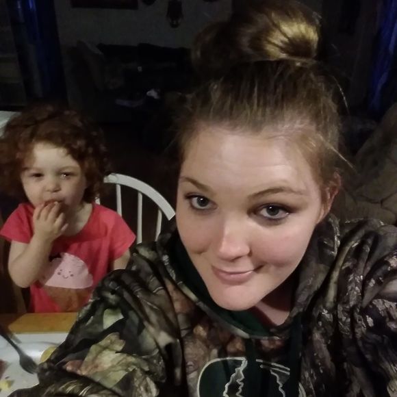 Profile Picture of Desiree steven Needham (@desiree_greer) on Poshmark