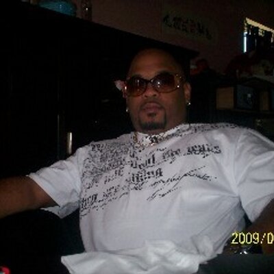 Profile Picture of Michael Roundtree (@treeluv) on Twitter