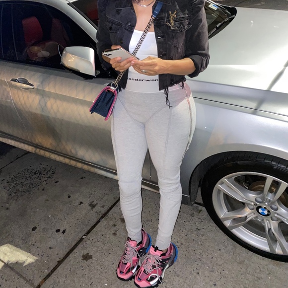 Profile Picture of Eboni James (@ebonimagazine) on Poshmark
