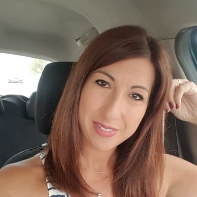 Profile Picture of Elena Baeza Rojas (@Elenabaro) on Twitter