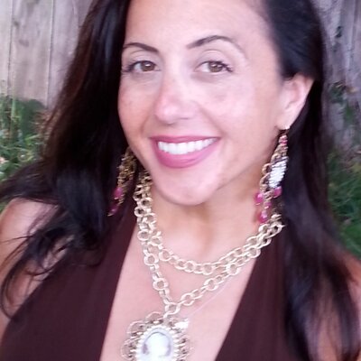 Profile Picture of GL Stassi (@LaVitaFresca) on Twitter