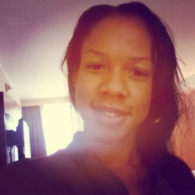 Profile Picture of Iris Strickland (@96irisstr) on Twitter