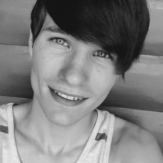 Profile Picture of Dillion Frasure (@dillion.frasure.9) on Facebook