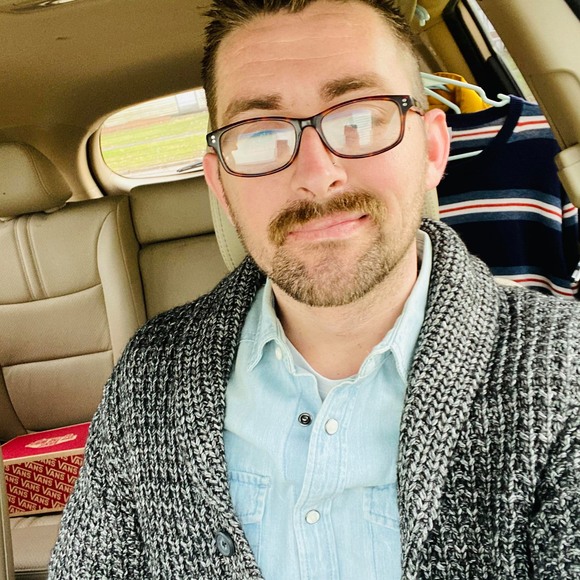 Profile Picture of Brian Farmer (@rajncajn87) on Poshmark