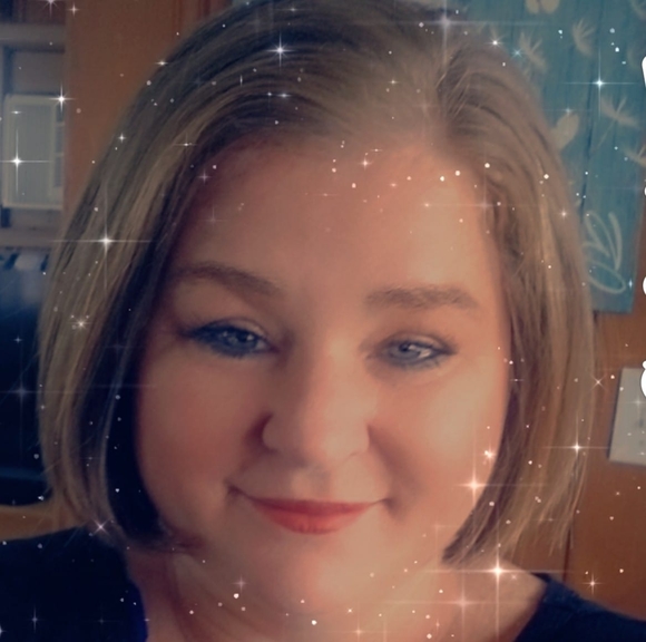 Profile Picture of Sandra Hargens (@shargens74) on Poshmark