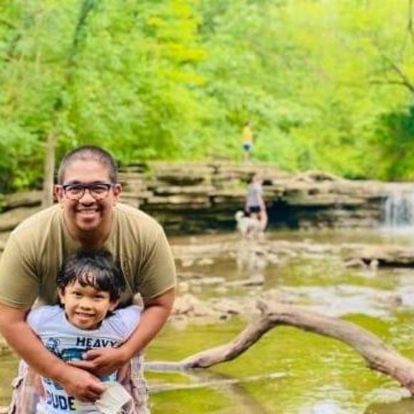 Profile Picture of Emmanuel Agueda (@igor_54) on Poshmark