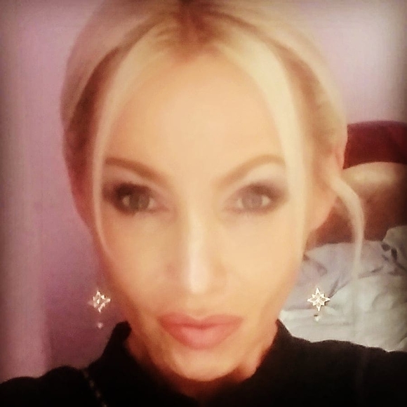 Profile Picture of Anna Tkachenko (@tkachenkoanna05) on Poshmark