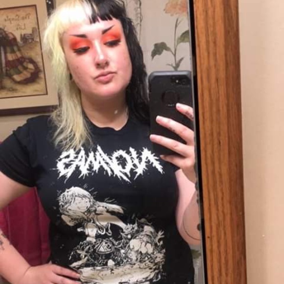 Profile Picture of Mary Weinheimer (@mary_ellen73) on Poshmark