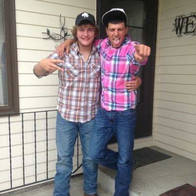 Profile Picture of Taylor Hanks (@T_Hanks2012) on Twitter