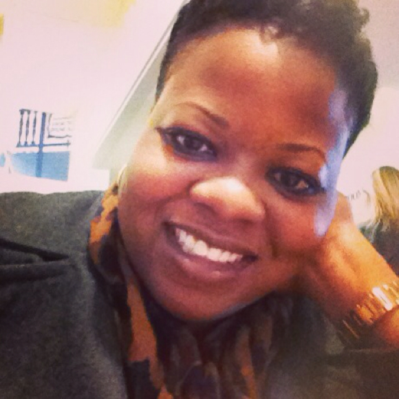Profile Picture of Laretha Lockhart (@larethalockhart) on Poshmark