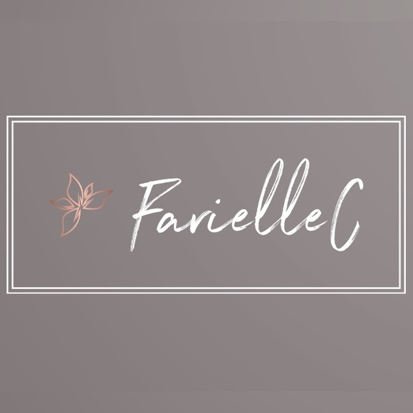 Profile Picture of Farielle Charles (@farielleb) on Poshmark