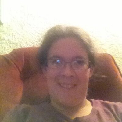 Profile Picture of Amanda Clancy (@Mommy2Desirae07) on Twitter